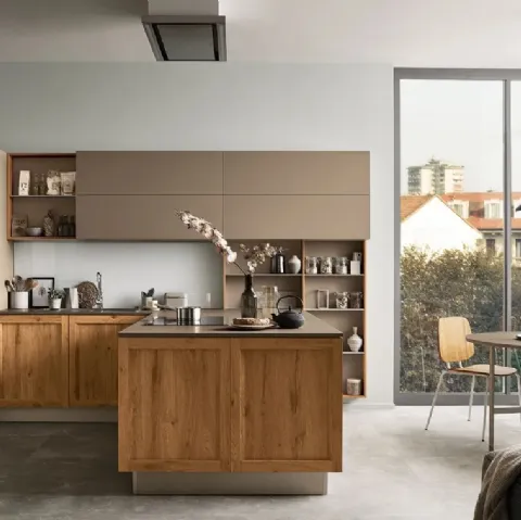 Cucina Milano 06 in Rovere e laccato Marrone di Veneta Cucine