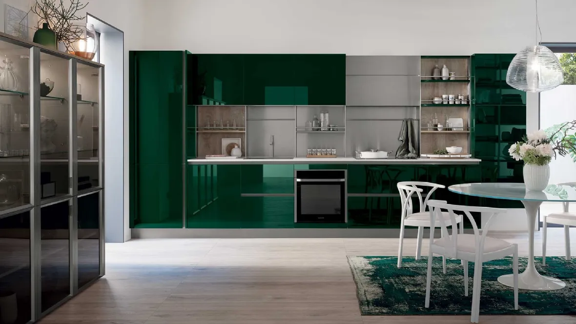 Cucina Moderna lineare Oyster 06 in laccato lucido Verde Lago di Veneta Cucine