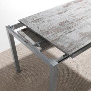 Alluminio anodizzato (finitura piano tavolo indicativa)